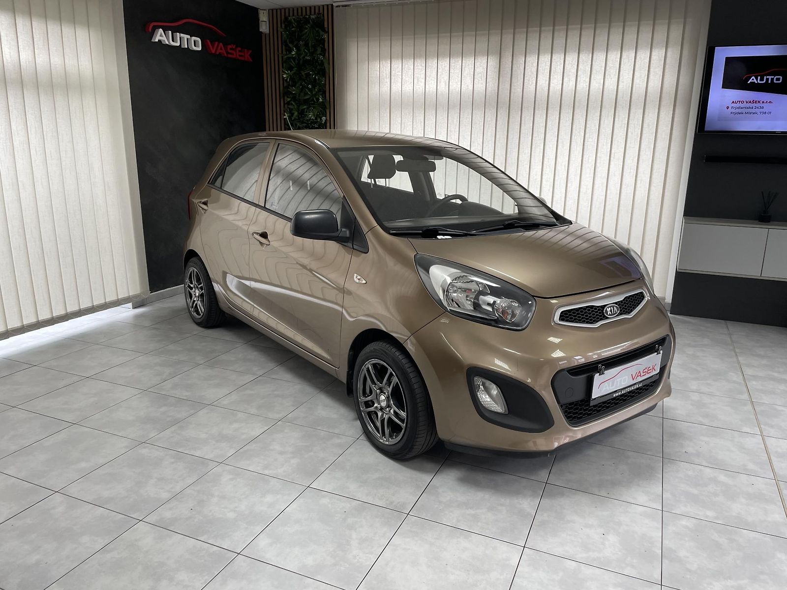 Kia Picanto 1.0 i ČR KLIMA 2xKOLA 