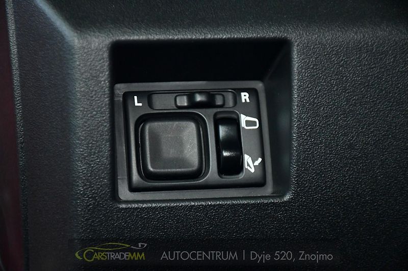 Suzuki Jimny 1,5 GLX AUTOMAT, 4X4 LONG - fotka 42 z 48