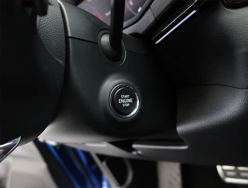 Škoda Karoq (2021) Sportline 1.5 TSI, digi klima - fotka 24 z 27