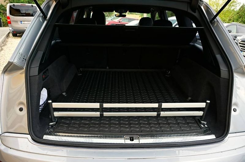 Audi Q7 (2016) S-LINE 3,0 TDI 200 kW - fotka 12 z 55