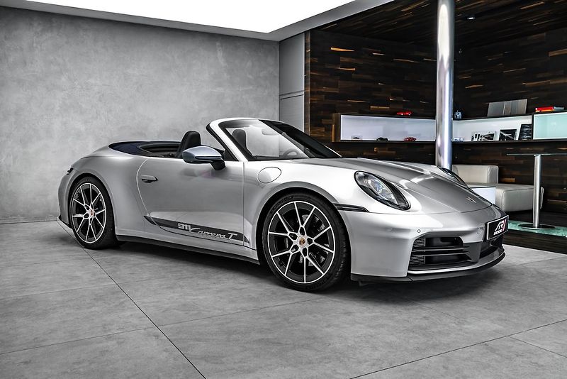 Porsche 911 Carrera T Cabrio Sport Chrono - fotka 5 z 28