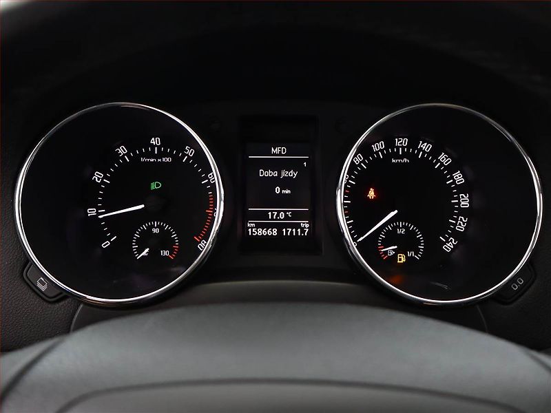 Škoda Yeti (2013) 1.8 TSI, 4X4, Serv.kniha - fotka 9 z 15