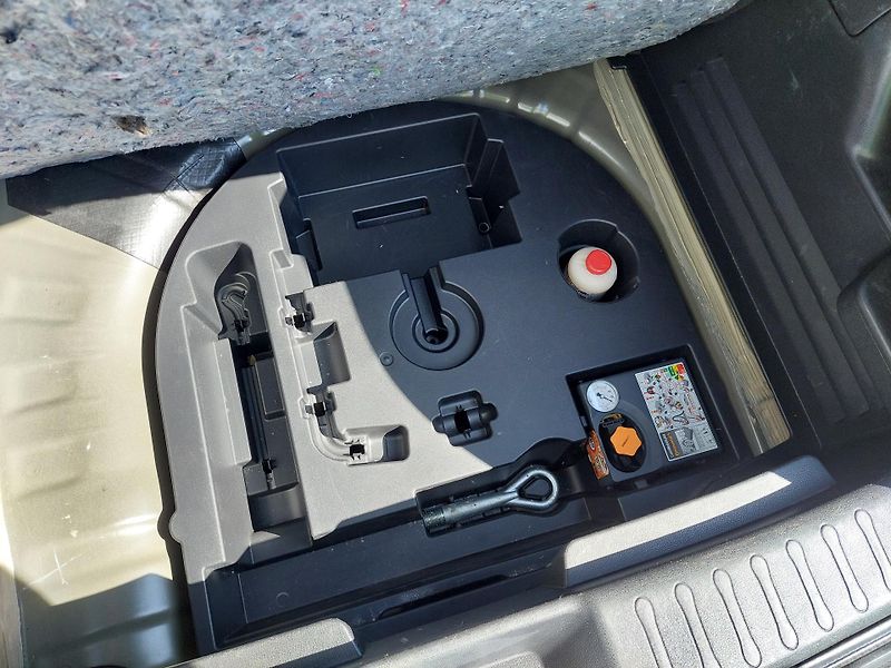 Nissan Juke (2016) N-Connecta - zadáno! - fotka 28 z 41