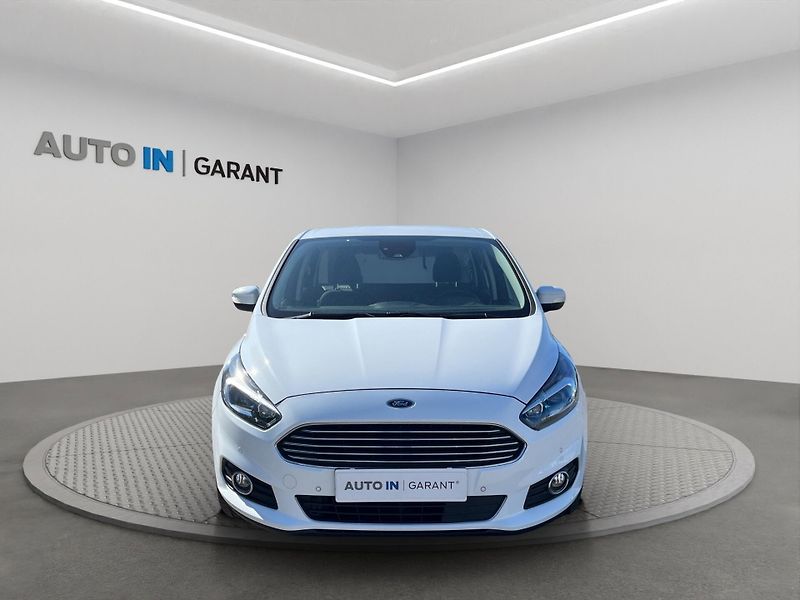 Ford S-MAX (2019) 1.5 121kw, ČR, 1.maj - fotka 2 z 24