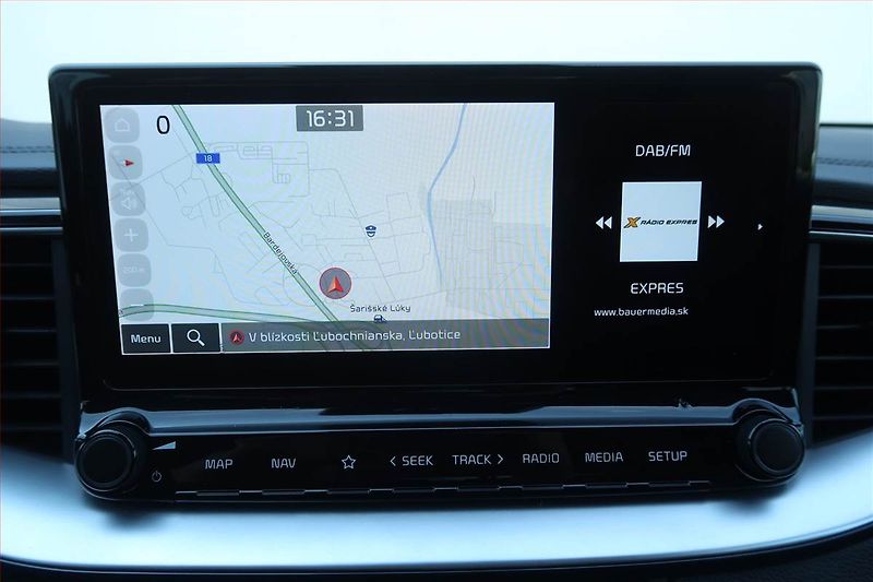 Kia XCeed (2023) Gold 1.5 T-GDI, Serv.kniha - fotka 13 z 25