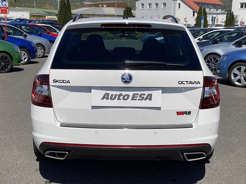 Škoda Octavia (2017) 2.0 TDi, RS, DSG - fotka 5 z 15