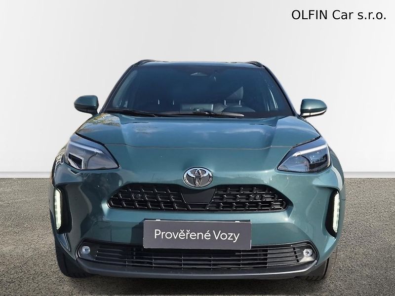 Toyota Yaris Cross 1,5 HEV FWD Style 96 kW - fotka 4 z 24