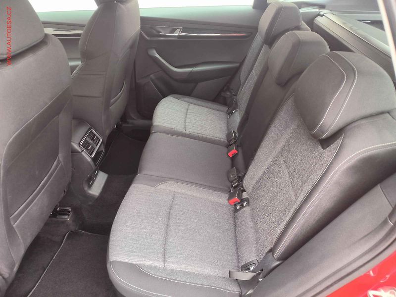 Škoda Karoq (2017) 1.5 TSi, Style, DSG, LED - fotka 10 z 24