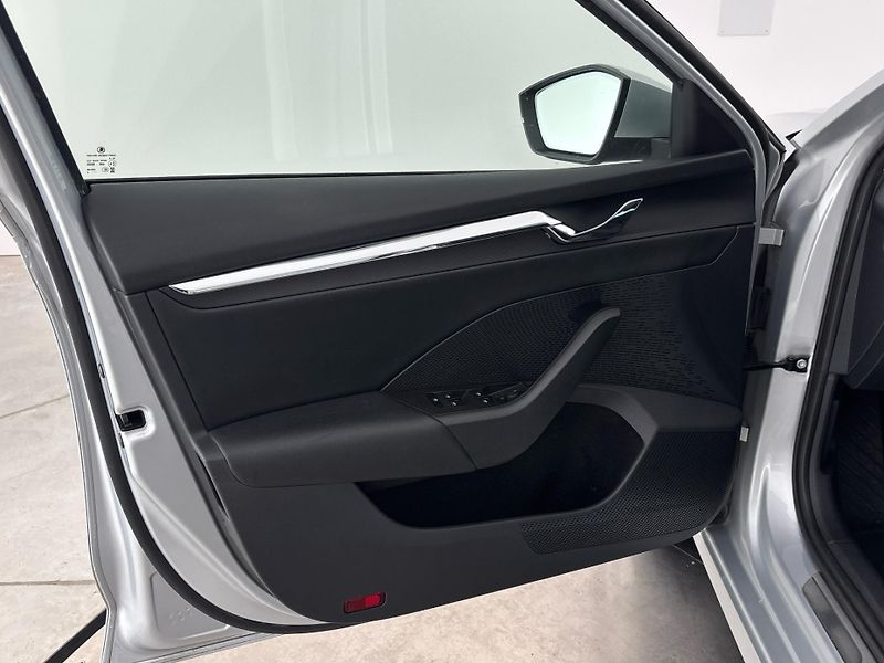 Škoda Octavia Style DSG - fotka 13 z 28