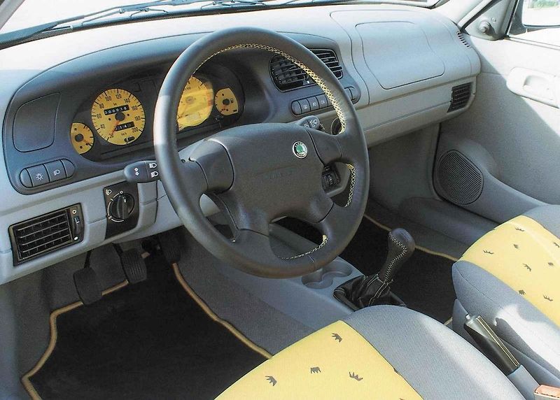 První verze Felicie se začala vyrábět v létě roku 1994