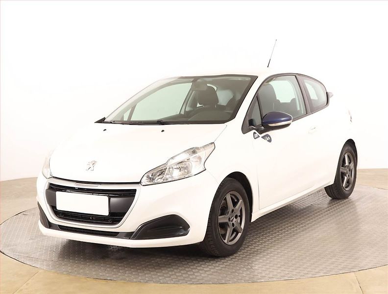 Peugeot 208 (2018) 1.2 PureTech, Serv.kniha - fotka 2 z 15