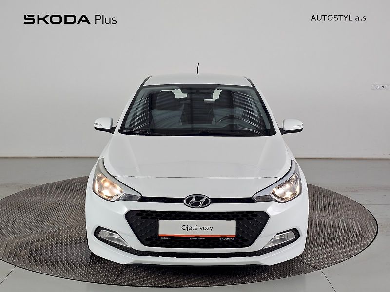 Hyundai i20 (2015) 1.2I 55kW - fotka 4 z 20