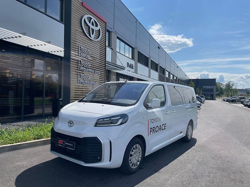 Toyota ProAce Verso 2.0 D-4D L2 MT Business 8S - fotka 1 z 23