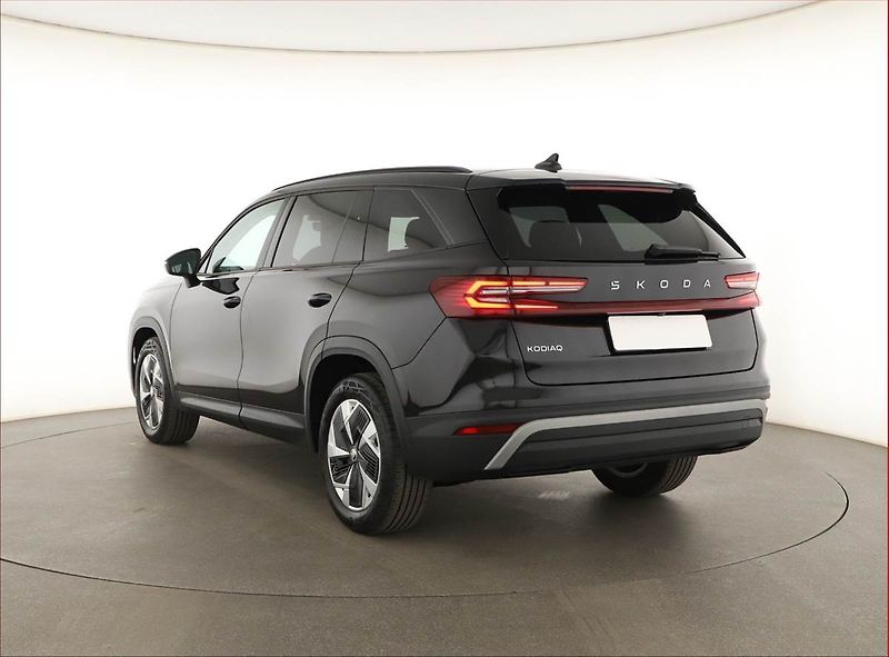 Škoda Kodiaq (2025) 2.0 TDI, SELECTION, DPH - fotka 4 z 16