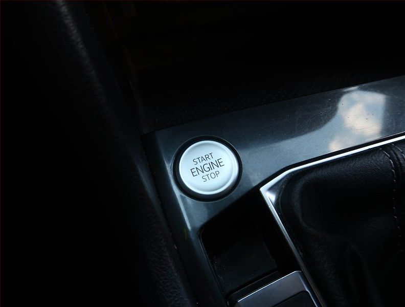 Volkswagen Tiguan Allspace (2023) R-Line 2.0 TDI - fotka 21 z 25