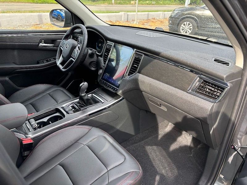 SWM G5 PRO 1,5 Turbo 7 míst - fotka 9 z 12