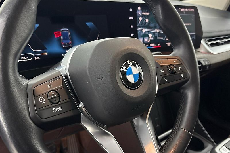 BMW Řada 2 řady 2 | 223d xDrive - fotka 21 z 23
