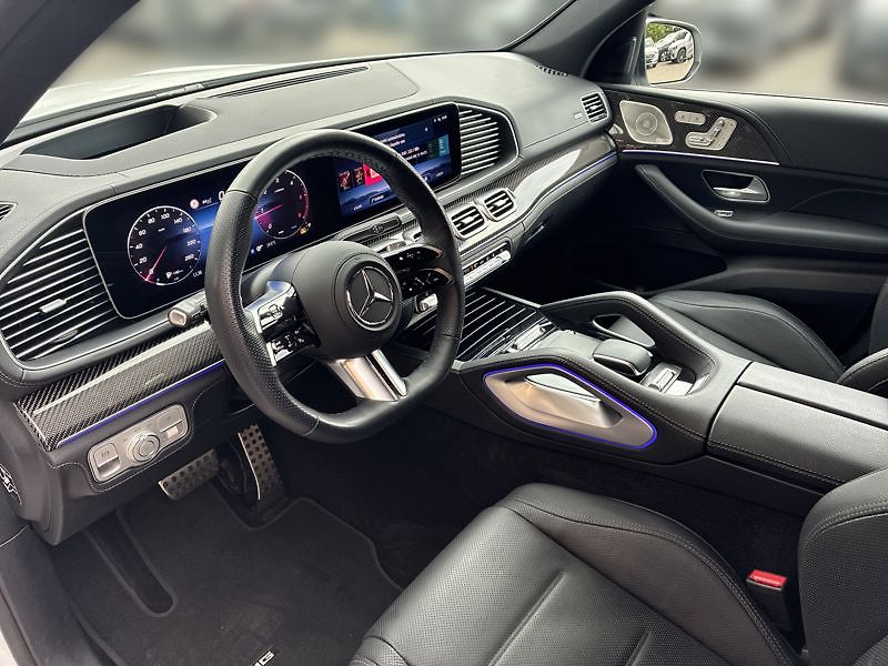 Mercedes-Benz GLE 450d 4MATIC AMG Line Night - fotka 10 z 18
