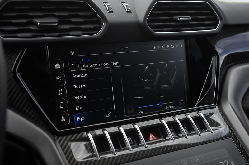 Lamborghini Urus (2022) Carbon 478kW PPF Záruka  - fotka 19 z 35