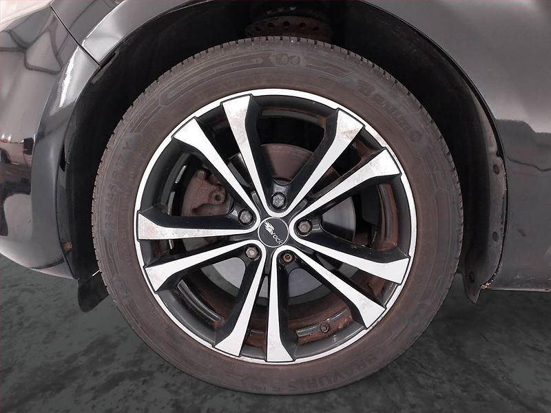 Ford Mondeo (2009) 2.0 TDCi, nová STK, zamluveno - fotka 15 z 19
