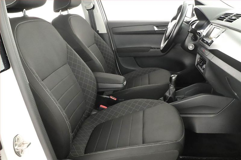Škoda Fabia (2018) Ambition Plus 1.0 TSI - fotka 7 z 12