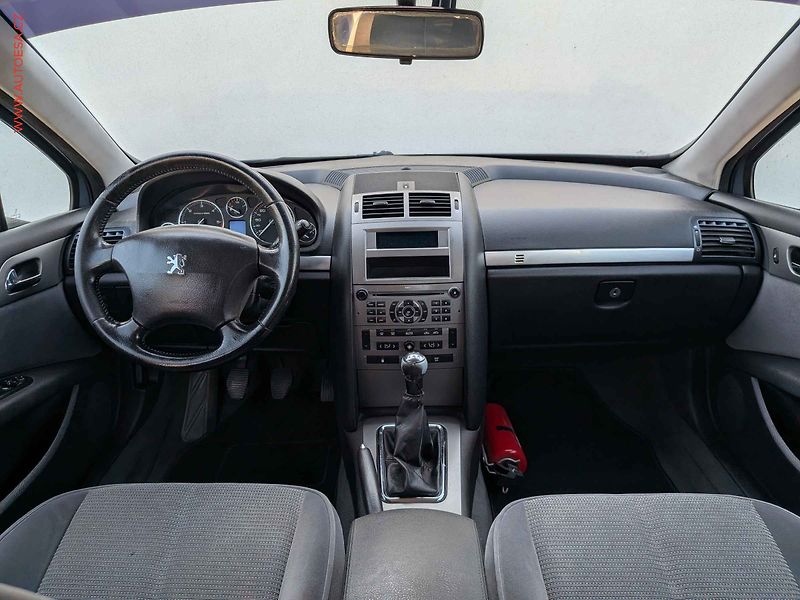 Peugeot 407 (2006) 1.6HDi, Panorama, AC - fotka 8 z 14