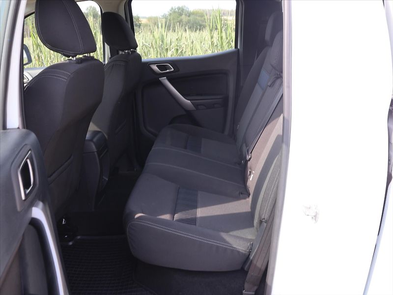 Ford Ranger 2,0 TDCi 125kW XLT CZ DPH Tažn - fotka 13 z 26