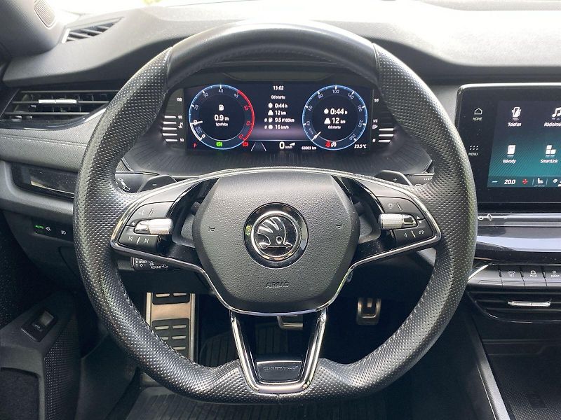 Škoda Octavia (2023) 2.0 TDI DSG SportLine - fotka 6 z 35
