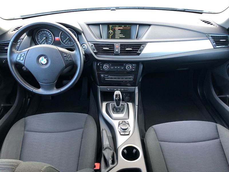 BMW X1 xDrive 18d Automat 8st. - fotka 5 z 28
