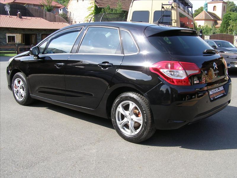 Citroën C4 1,6   po STK  nove pneu - fotka 3 z 31