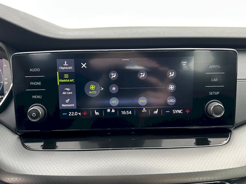 Škoda Octavia (2023) 1,5 TSI / 110 KW / Ambition Pl - fotka 15 z 27