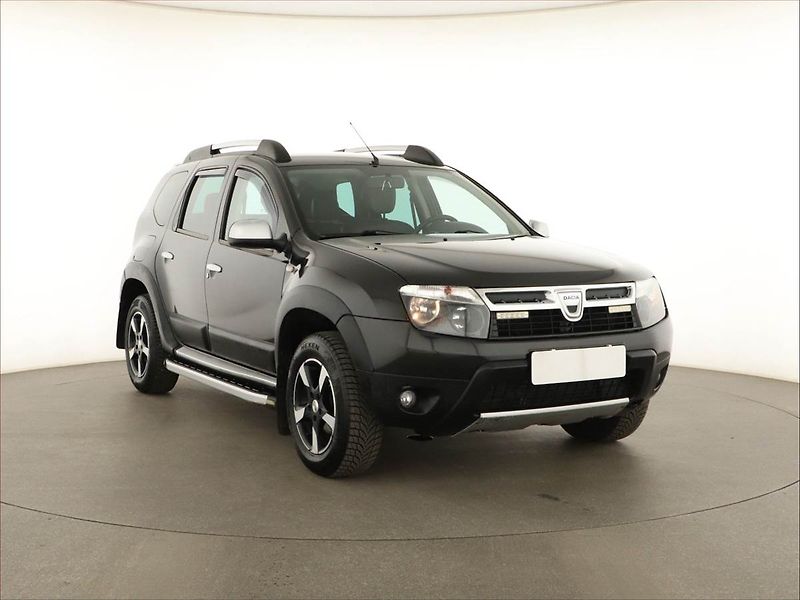 Dacia Duster (2011) 1.6 16V, 4X4, Serv.kniha - fotka 1 z 12