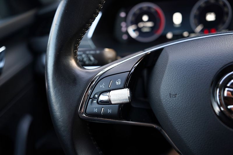 Škoda Octavia kombi IV  2.0 TDI/120 PS/navi - fotka 47 z 48
