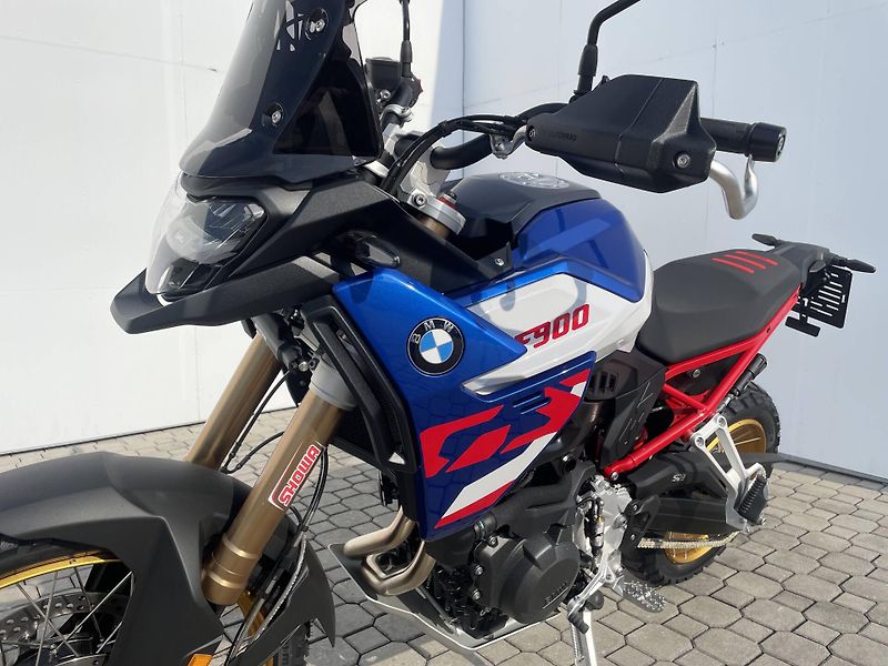 BMW (2026) F 900 GS - fotka 8 z 12