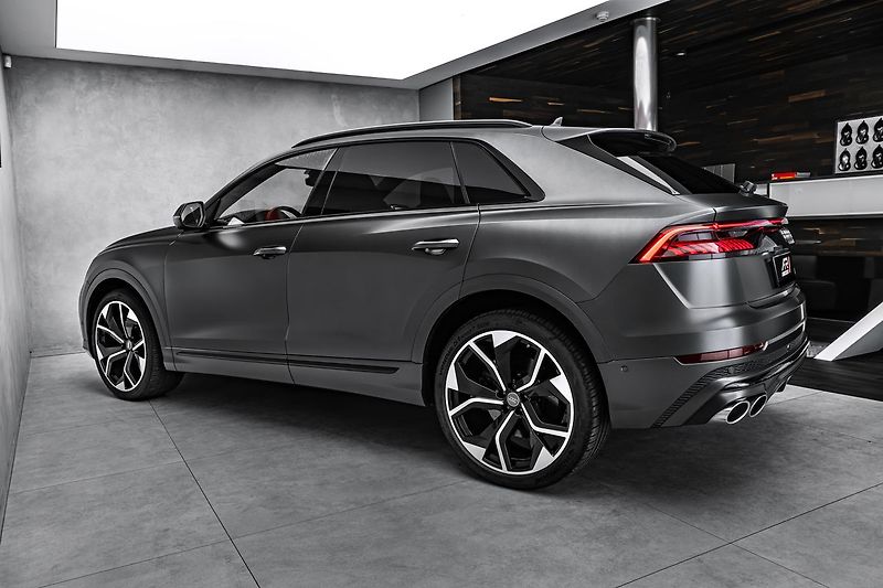 Audi SQ8 4,0TDI Keramiky Masáže Pano - fotka 7 z 32