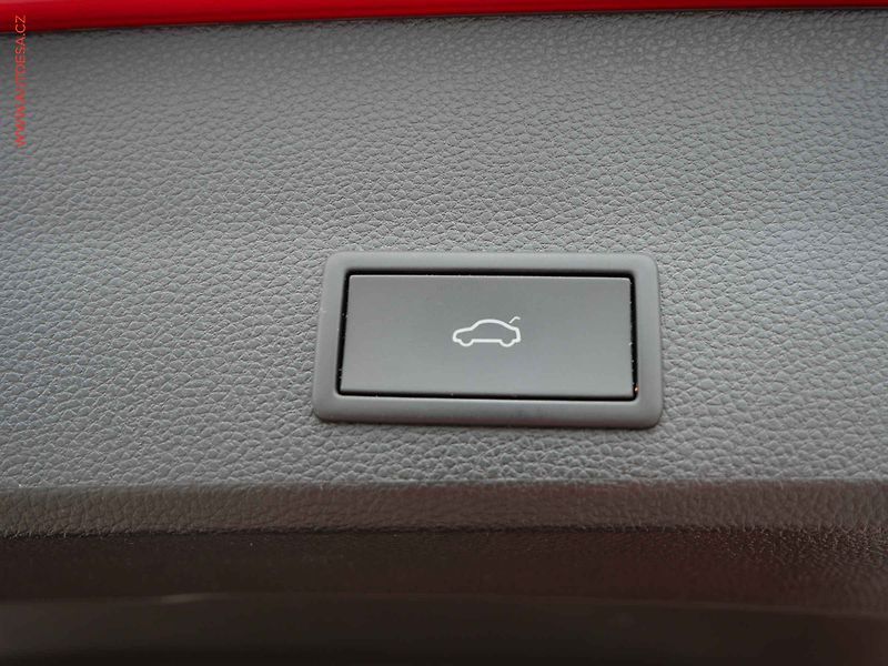 Seat Ateca (2022) 2.0 TSi 4Drive, DSG, LED - fotka 29 z 30
