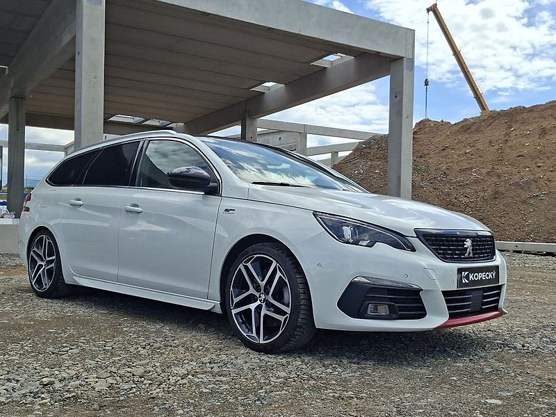 Peugeot 308 SW GT 1,6 THP 205k M6 - fotka 8 z 29