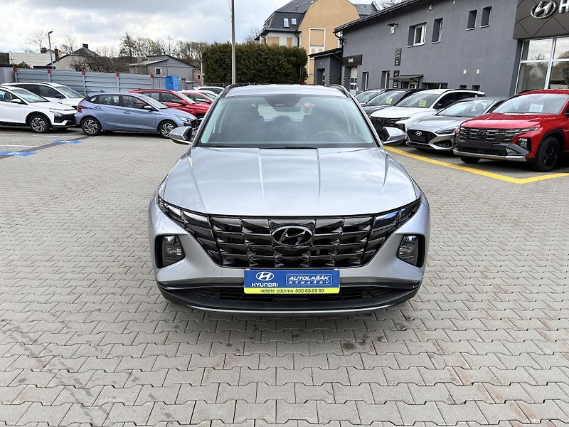 Hyundai Tucson 1.6CRD 85kW REZERVACE - fotka 2 z 31