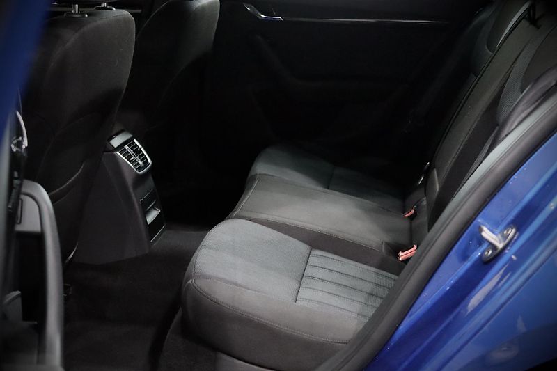Škoda Octavia 3 FL Combi 1.4 TSI 110 kW DSG - fotka 17 z 29