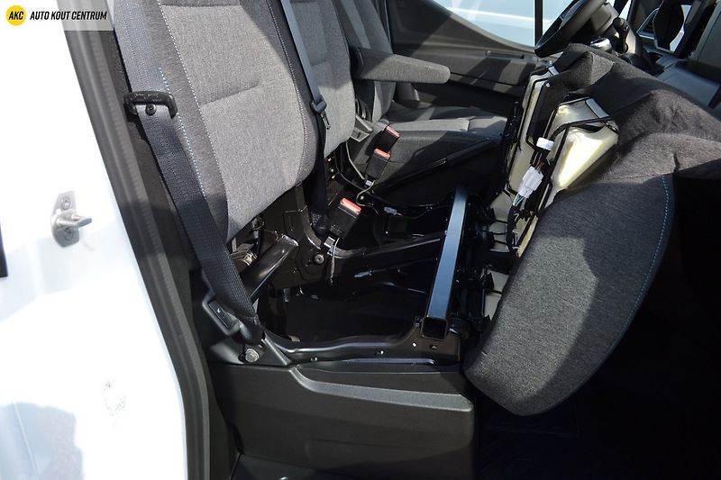 Renault Master 2.0dCi- 125KW IZOTERMICKÁ SKŘÍ - fotka 15 z 65