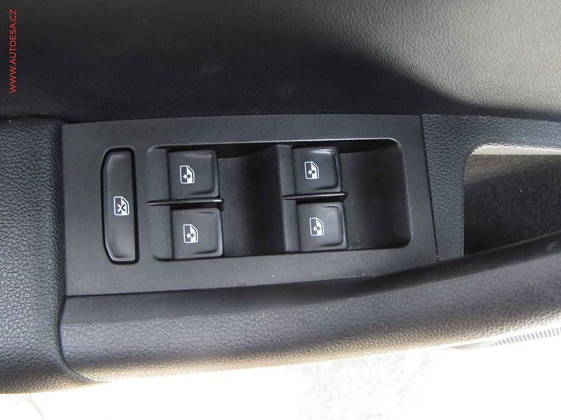 Škoda Octavia (2019) 2.0 TDI, ČR, Style - fotka 11 z 21