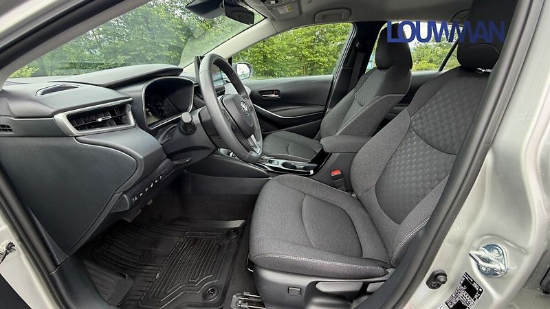 Toyota Corolla 1.8 HEV CVT COMFORT TECH - fotka 13 z 24
