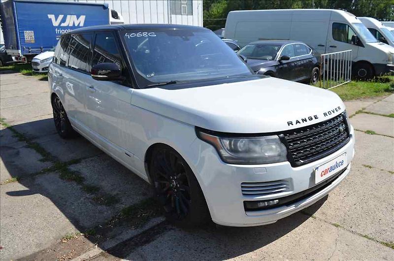 Land Rover Range Rover (2016) 5,0V8 AWD - fotka 3 z 22