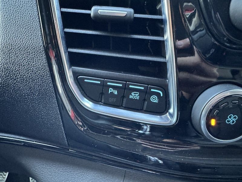 Ford Tourneo Custom (2022) 2.0EcoBlue Xenony Navi Kamera - fotka 10 z 49