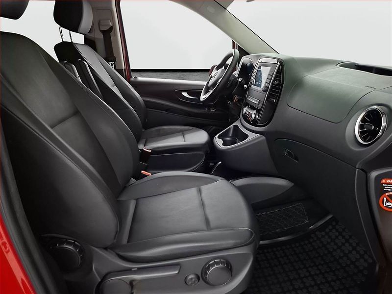 Mercedes-Benz Vito (2021) Select 119 CDI 4x4, Bus, 7Míst - fotka 9 z 22