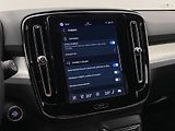 Volvo XC40 (2026) B3 AUT DARK PLUS - náhled 49