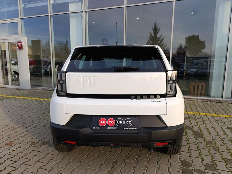 Fiat Grande Panda (2025) 1,2   Turbo Hybrid 110k eDCT - fotka 5 z 13