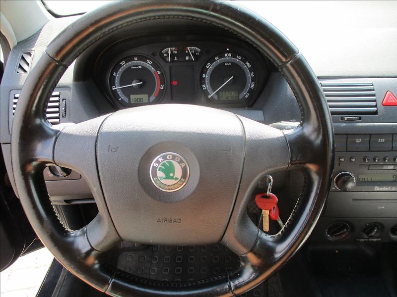 Škoda Fabia 1,2 i 47kw Klima, CZauto - fotka 14 z 41