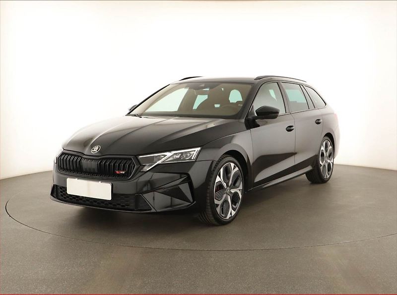 Škoda Octavia (2025) RS 2.0 TSI, RS 2.0 TSI 195KW - fotka 2 z 19