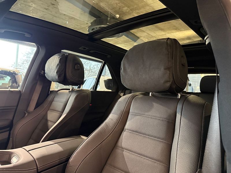 Mercedes-Benz GLE 450d 4MATIC, Masáž,AMG Premium - fotka 20 z 47